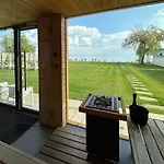 Marina Port 4* באלאטונקנשה