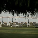 מלון Marina Port 4*