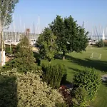 Marina Port Hotel