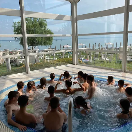 Hotel Marina Port 4*