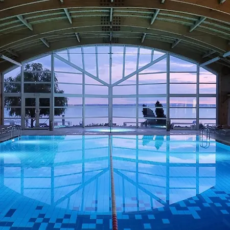 Marina Port 4* Balatonkenese