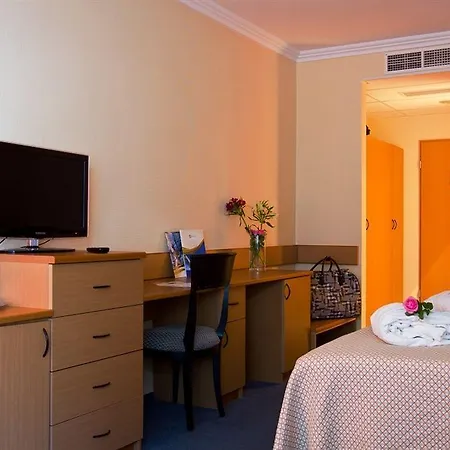 Hotel Marina Port Balatonkenese