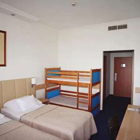 Hotel Marina Port 4*