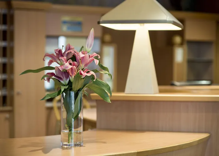 Marina Port Hotel 4*