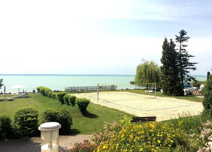 Marina Port Hotel Balatonkenese